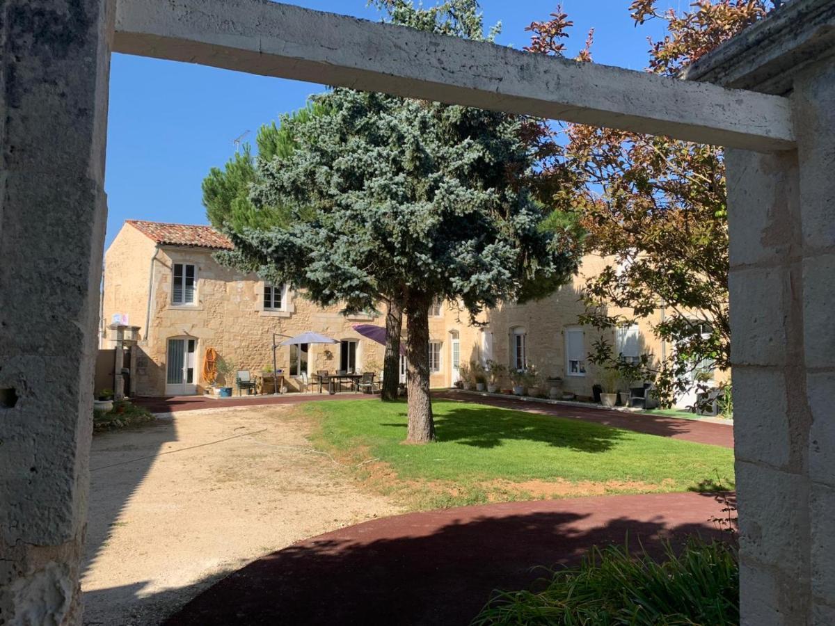 Jardin D'Arcy - Chambres D'Hotes Avec Piscine Et Spa Bois Esterno foto