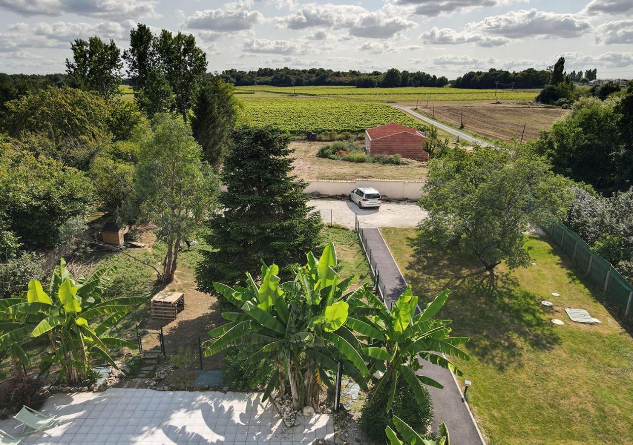 Jardin D'Arcy - Chambres D'Hotes Avec Piscine Et Spa Bois Esterno foto