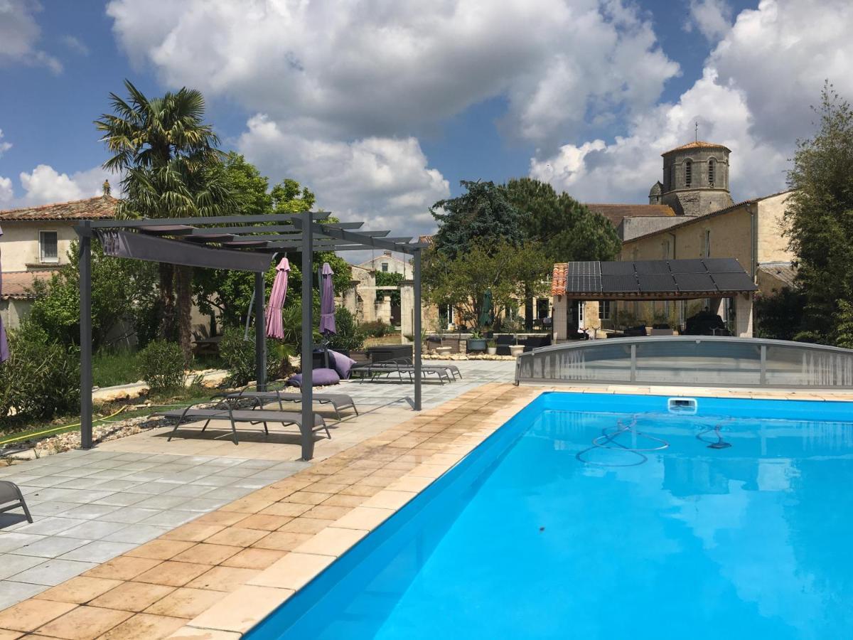 Jardin D'Arcy - Chambres D'Hotes Avec Piscine Et Spa Bois Esterno foto