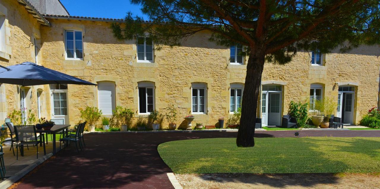 Jardin D'Arcy - Chambres D'Hotes Avec Piscine Et Spa Bois Esterno foto